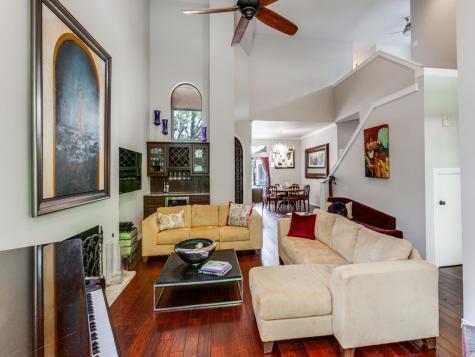 6205 Twin Oaks Circle Dallas TX 75240