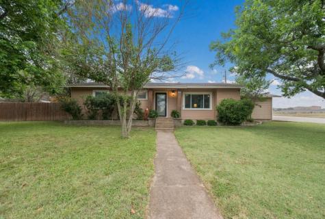 505 S Avenue Q Clifton TX 76634