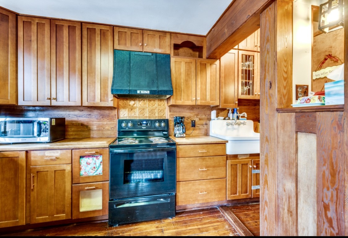 132 S Ward Street Italy TX 76651