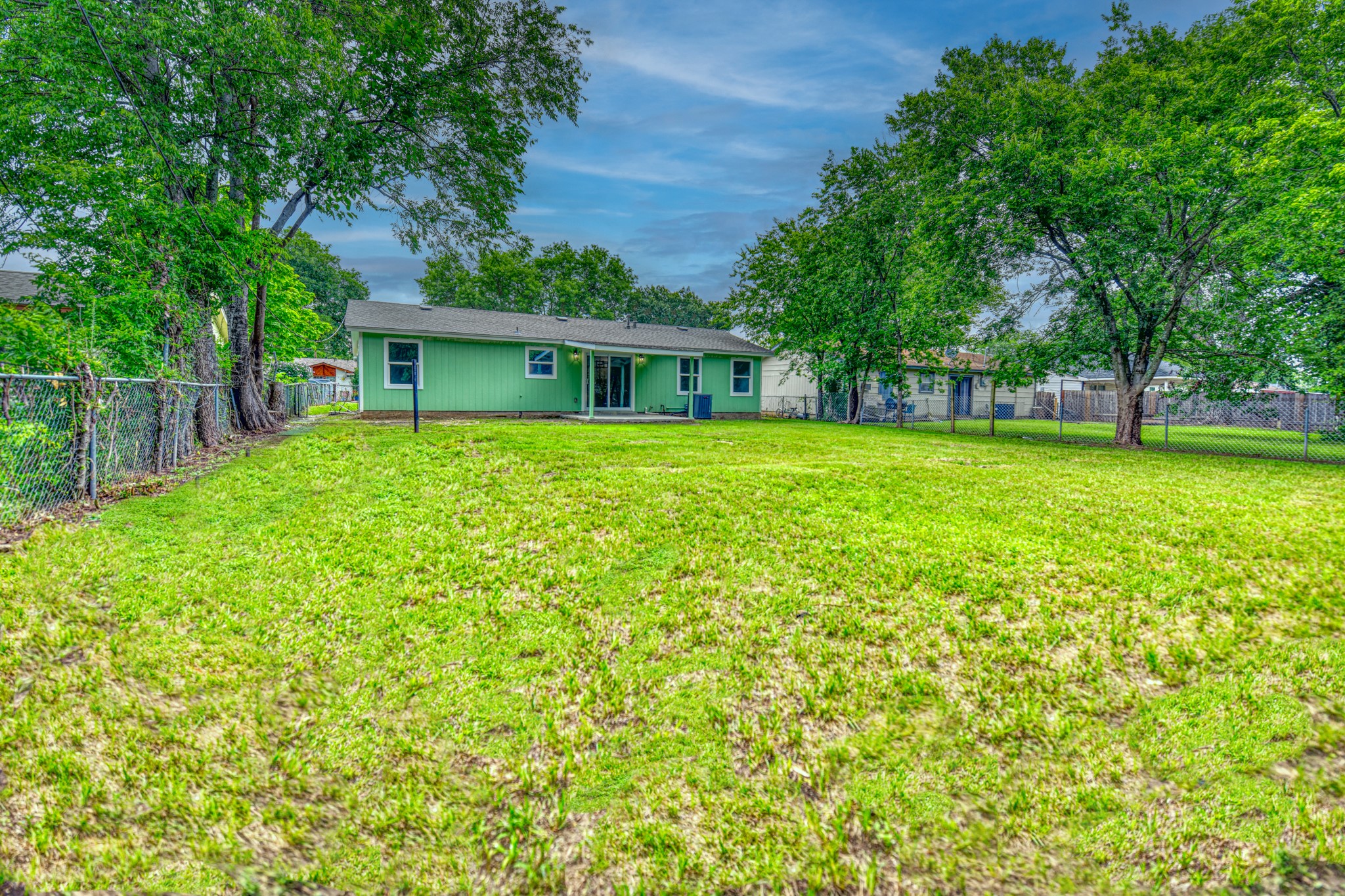 10020 Homeplace Drive Dallas TX 75217