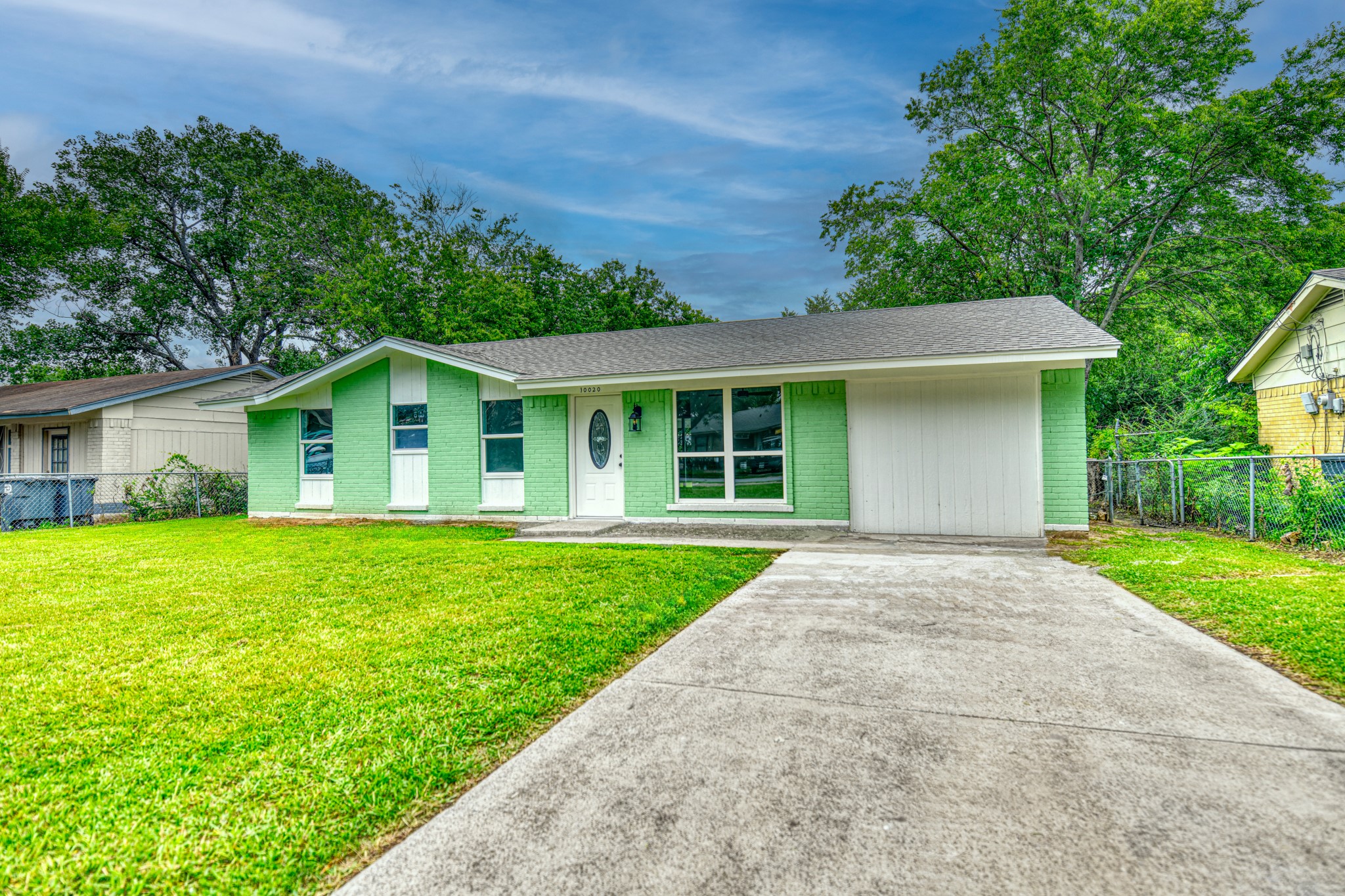 10020 Homeplace Drive Dallas TX 75217