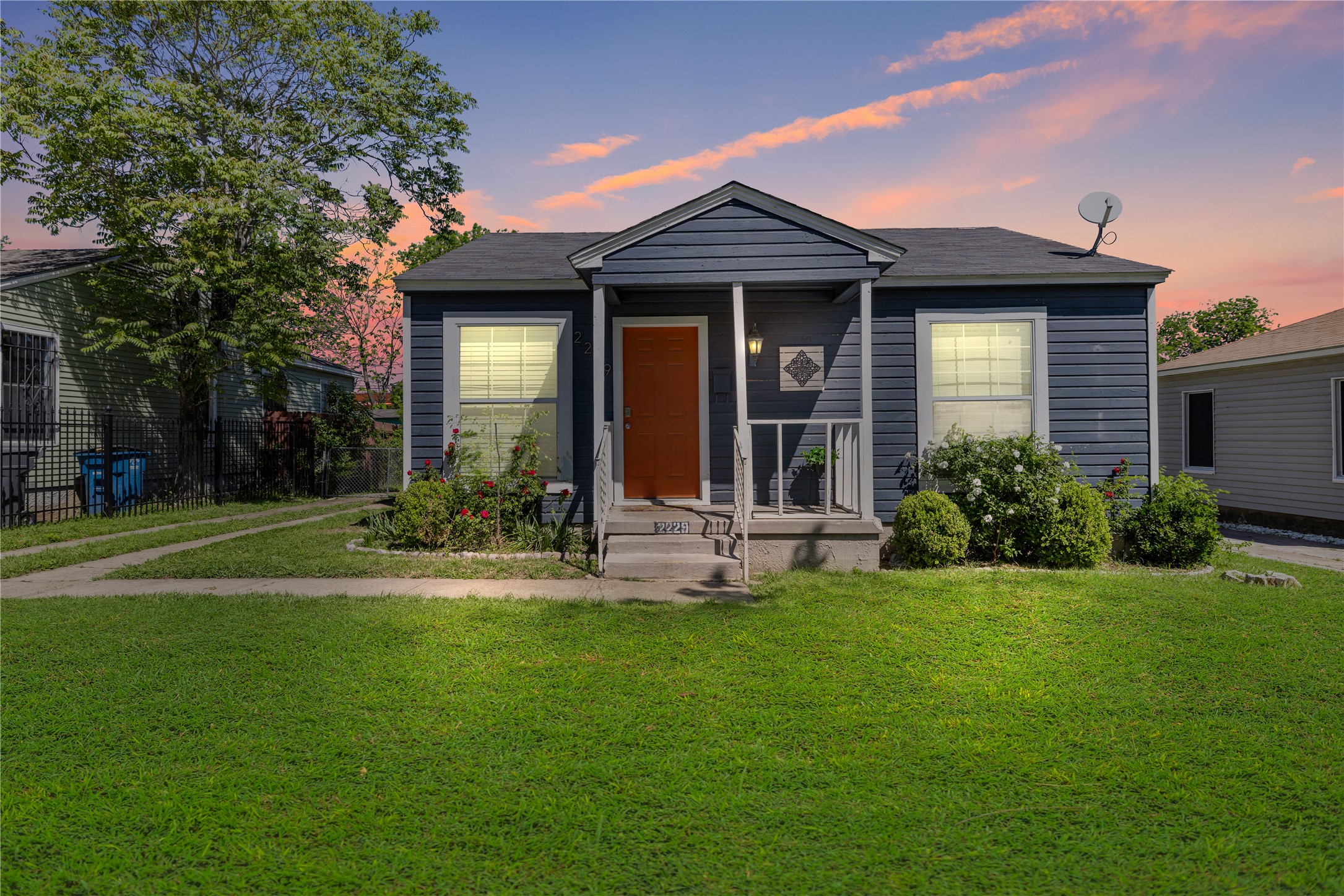2229 Deer Path Drive Dallas TX 75216