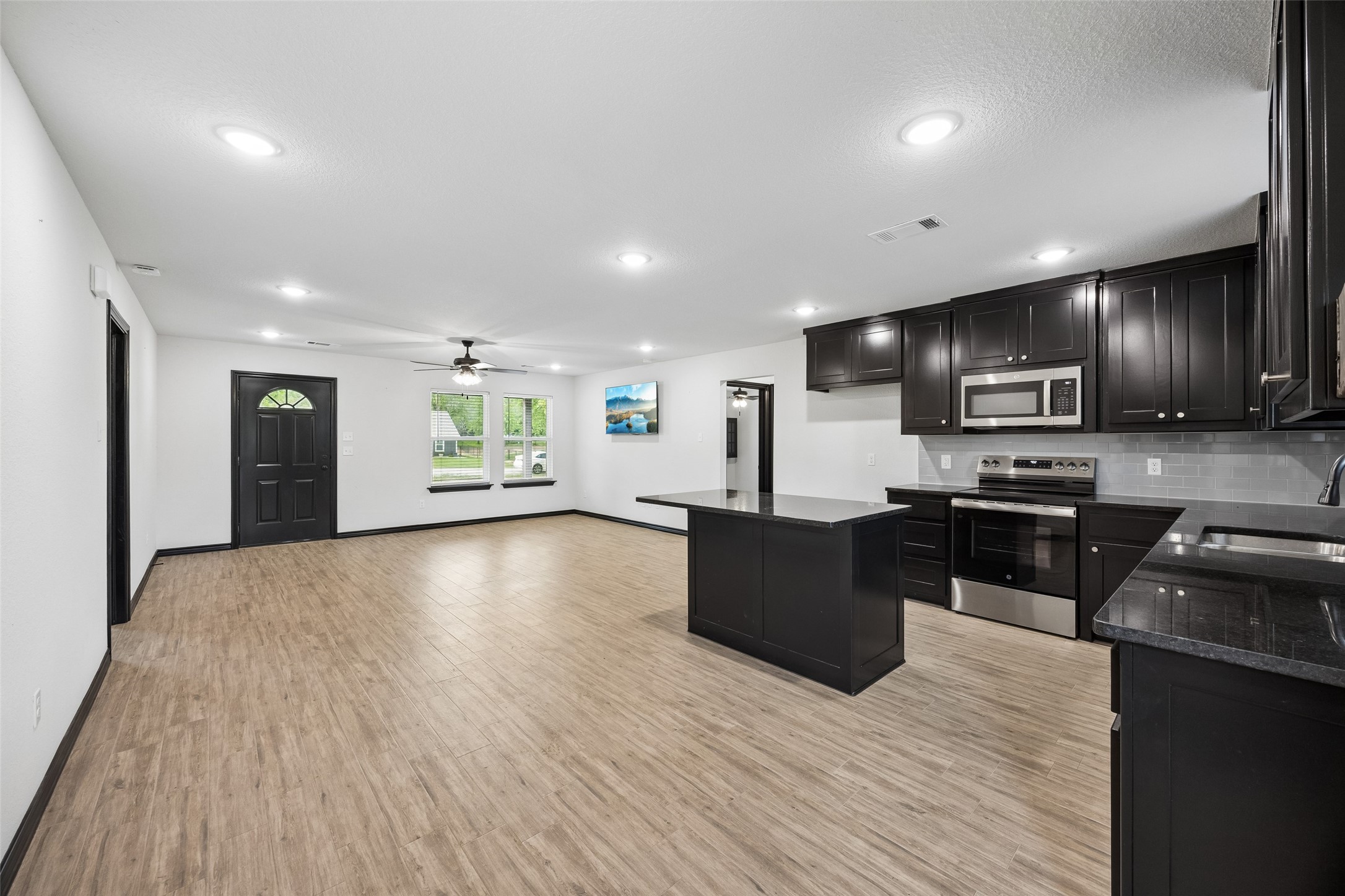 1008 Hereford Drive Springtown TX 76082