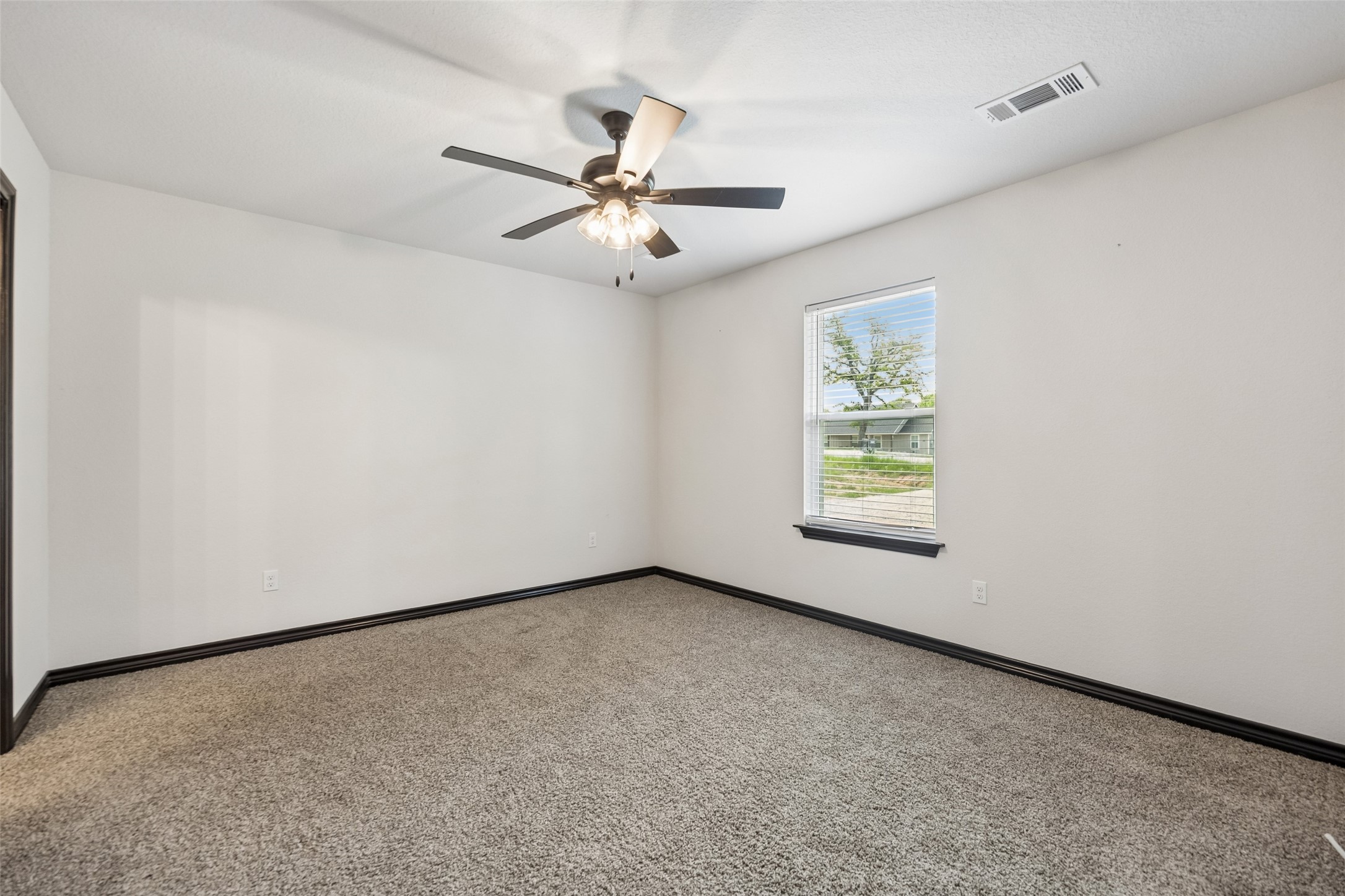 1008 Hereford Drive Springtown TX 76082