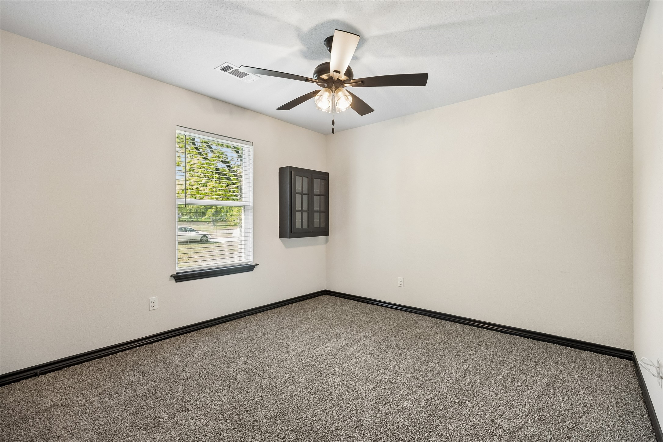 1008 Hereford Drive Springtown TX 76082