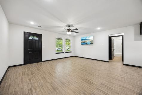 1008 Hereford Drive Springtown TX 76082