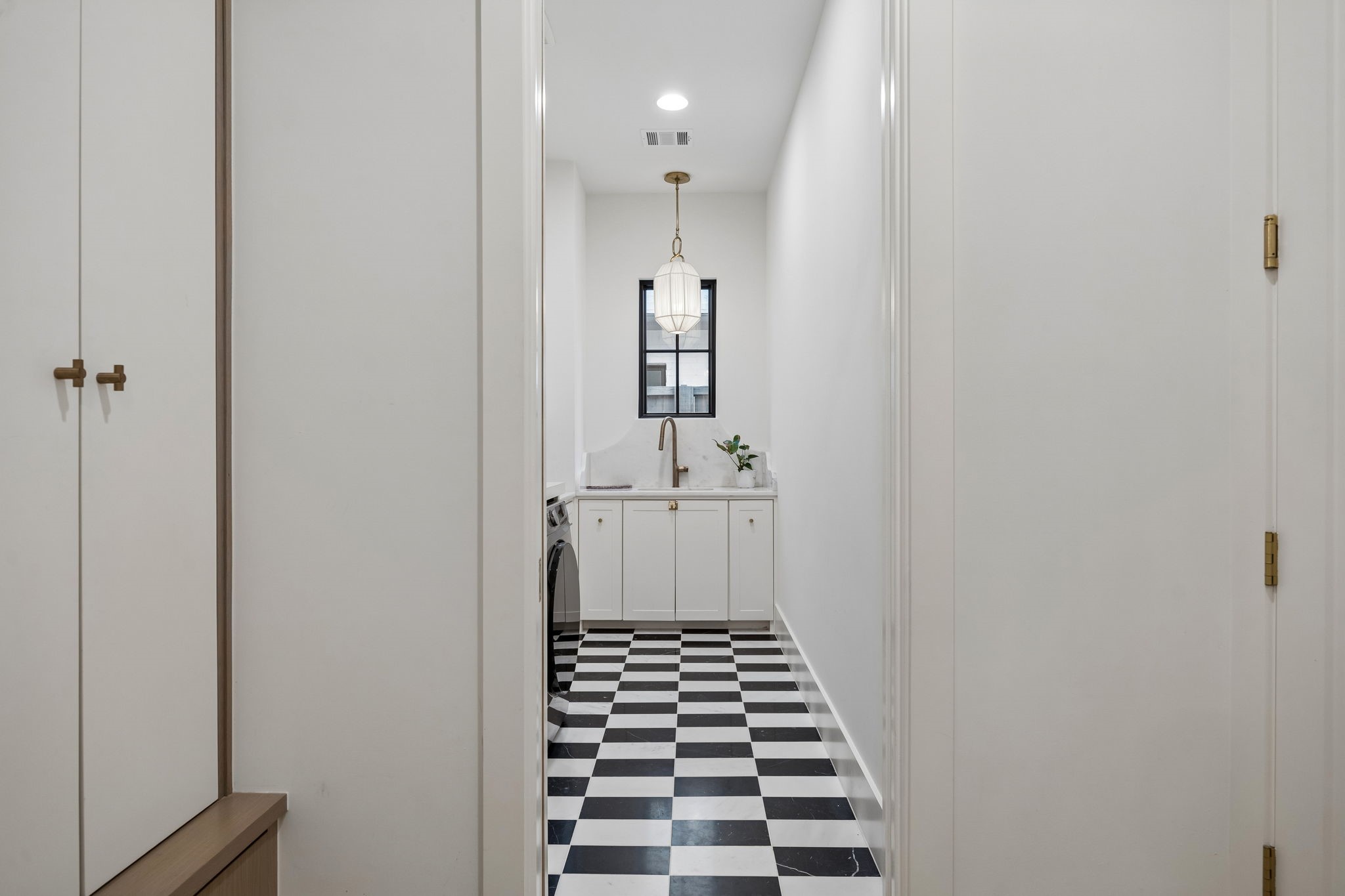 4032 Lively Lane Dallas TX 75220