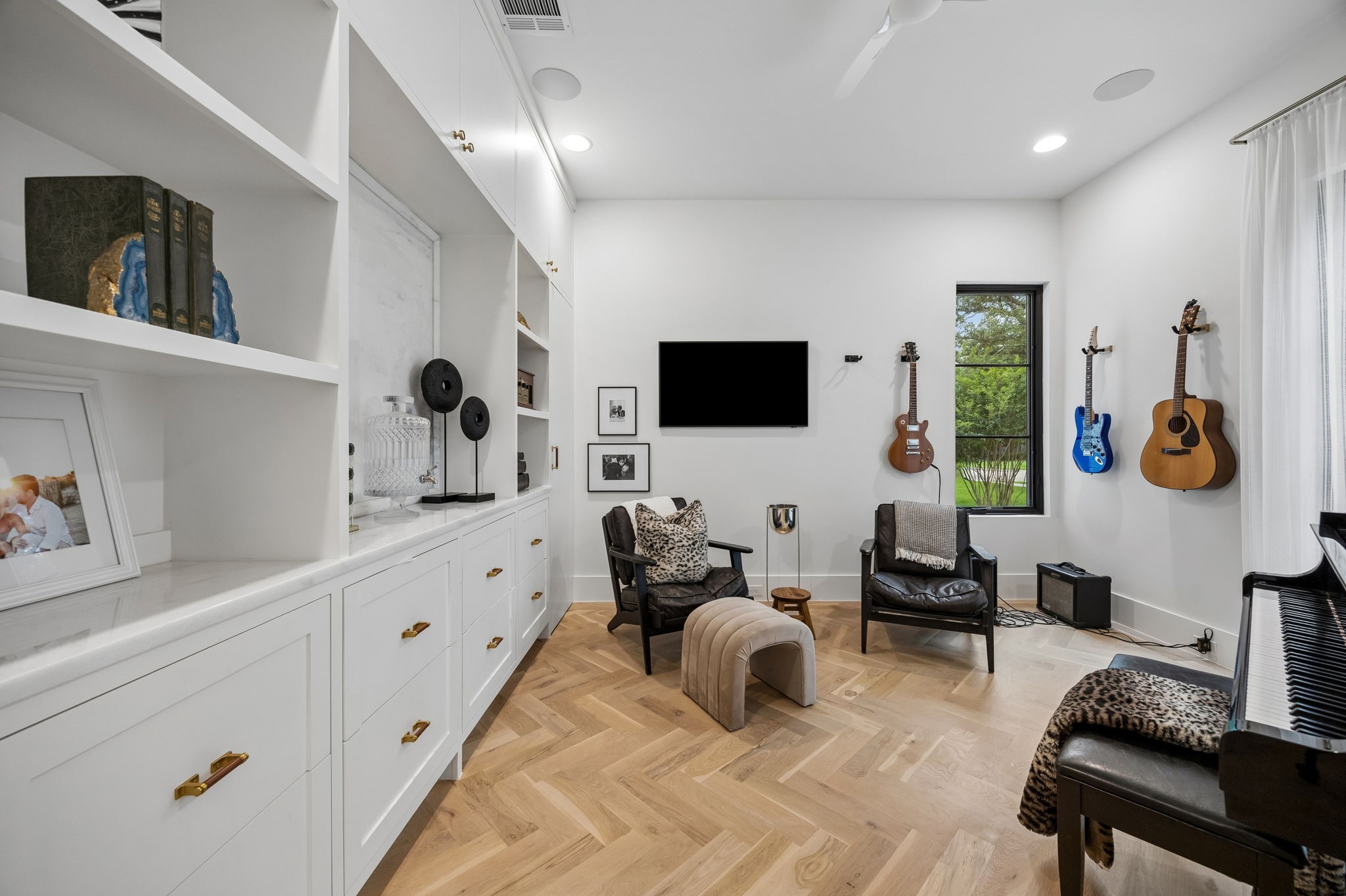 4032 Lively Lane Dallas TX 75220