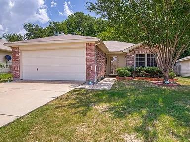 1105 Oak Hollow Lane Anna TX 75409