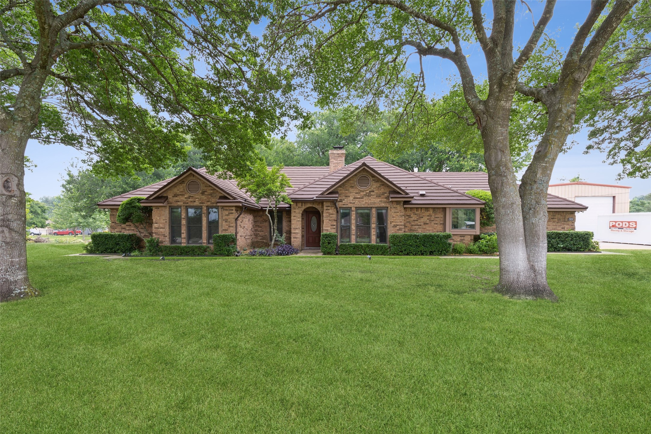 315 Clay Lane Red Oak TX 75154