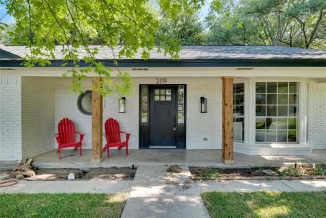 209 W Pleasantview Drive Hurst TX 76054