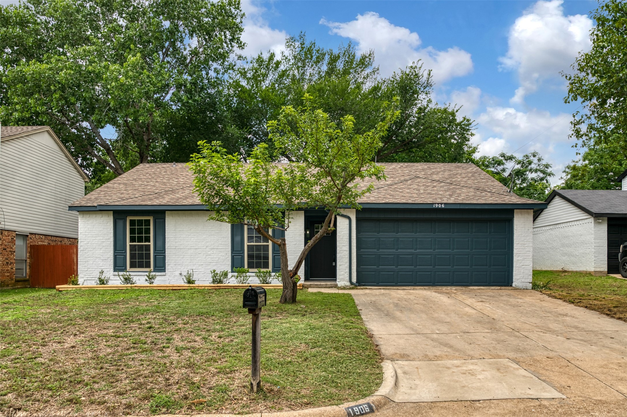 1906 Bosque Lane Arlington TX 76006