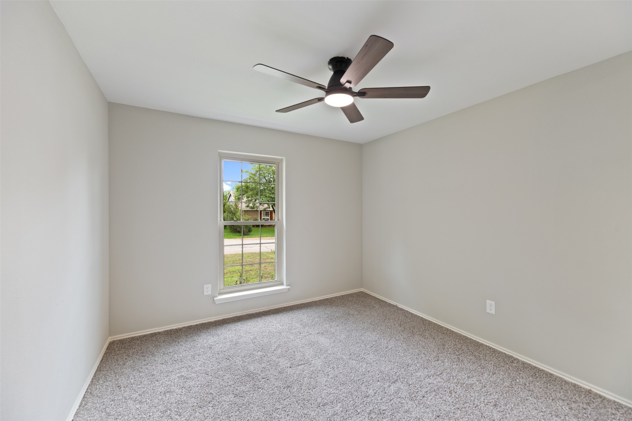 1906 Bosque Lane Arlington TX 76006