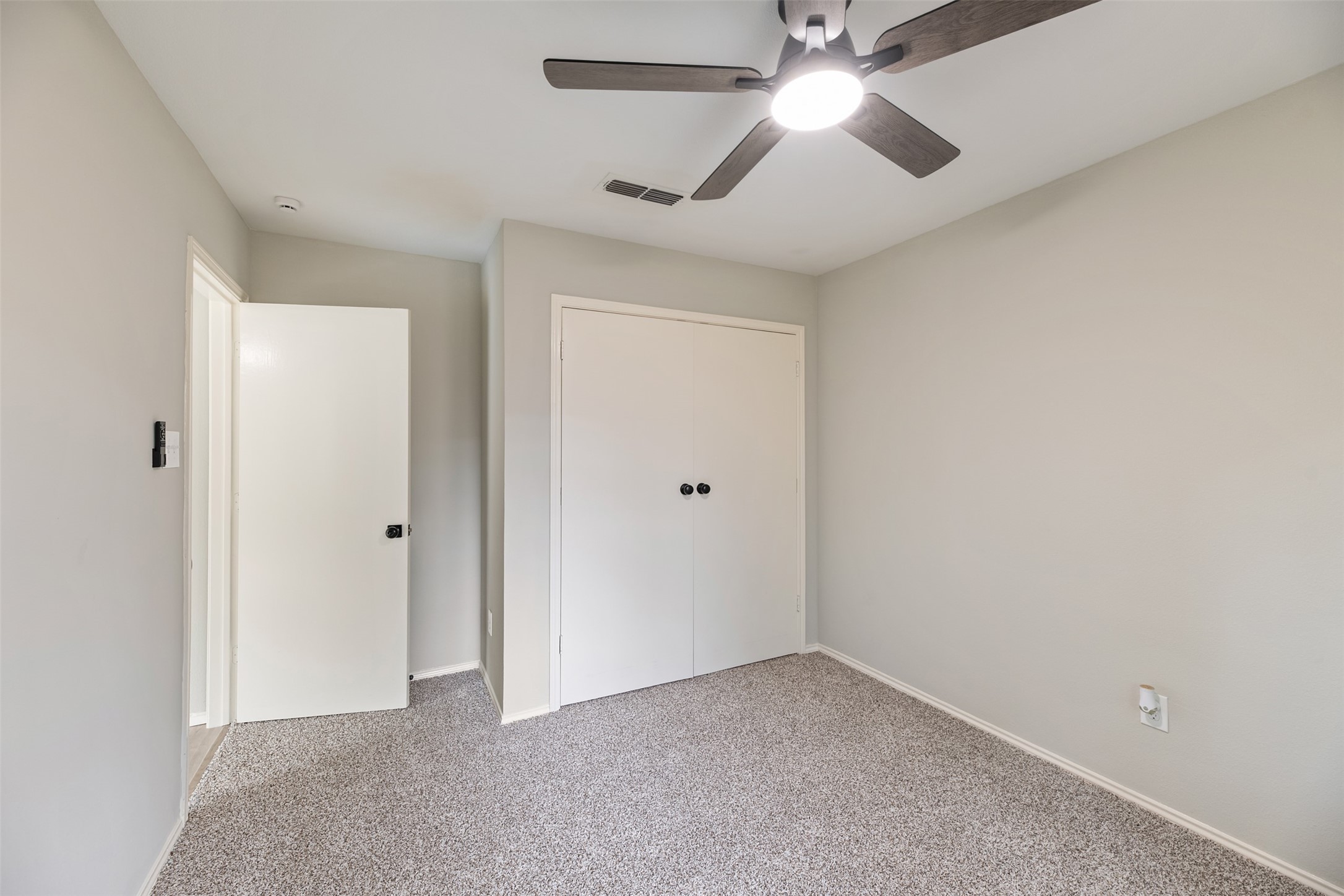 1906 Bosque Lane Arlington TX 76006