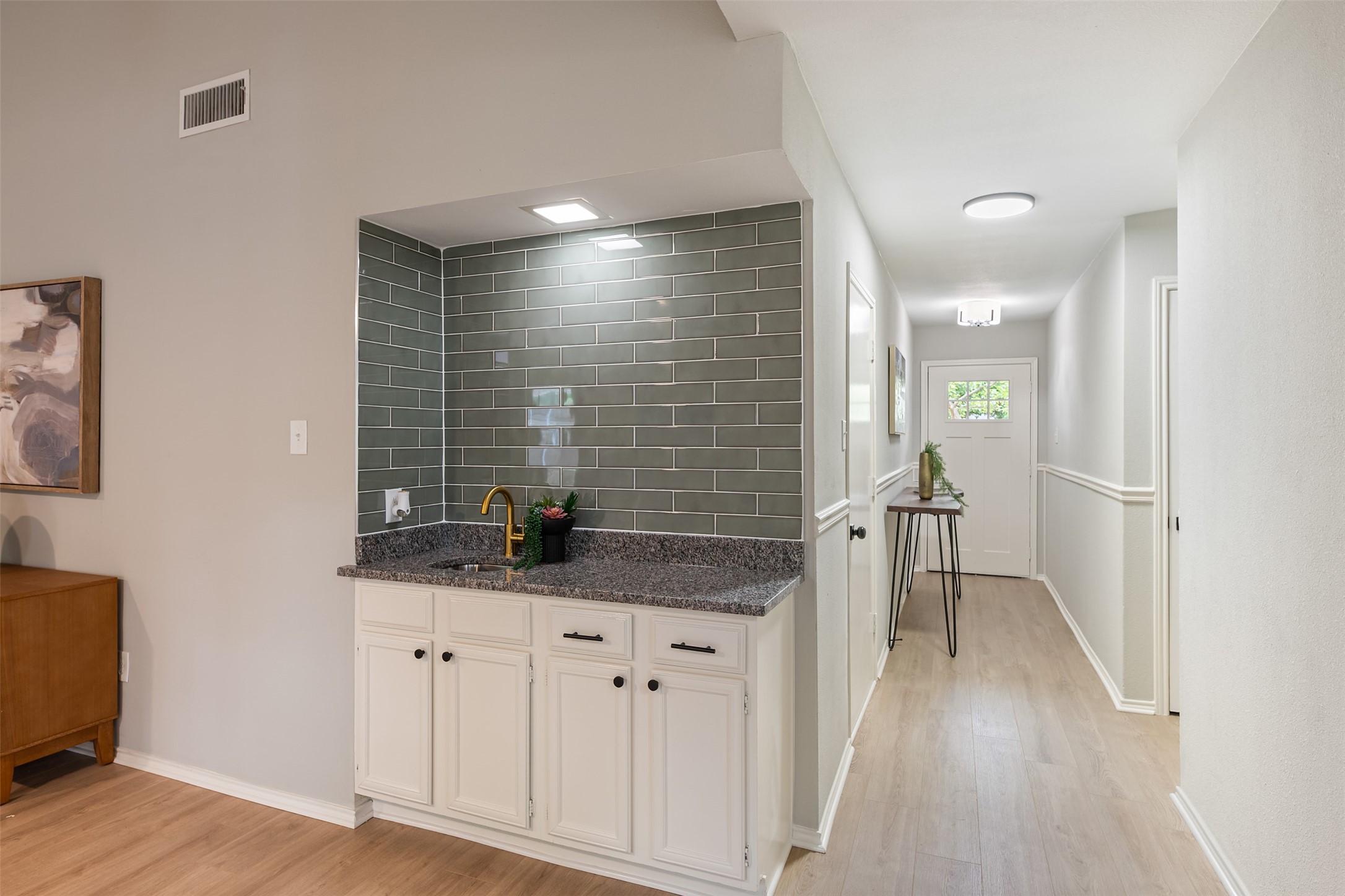 1906 Bosque Lane Arlington TX 76006