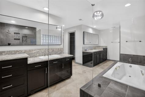 4915 Cross Creek Court Arlington TX 76017