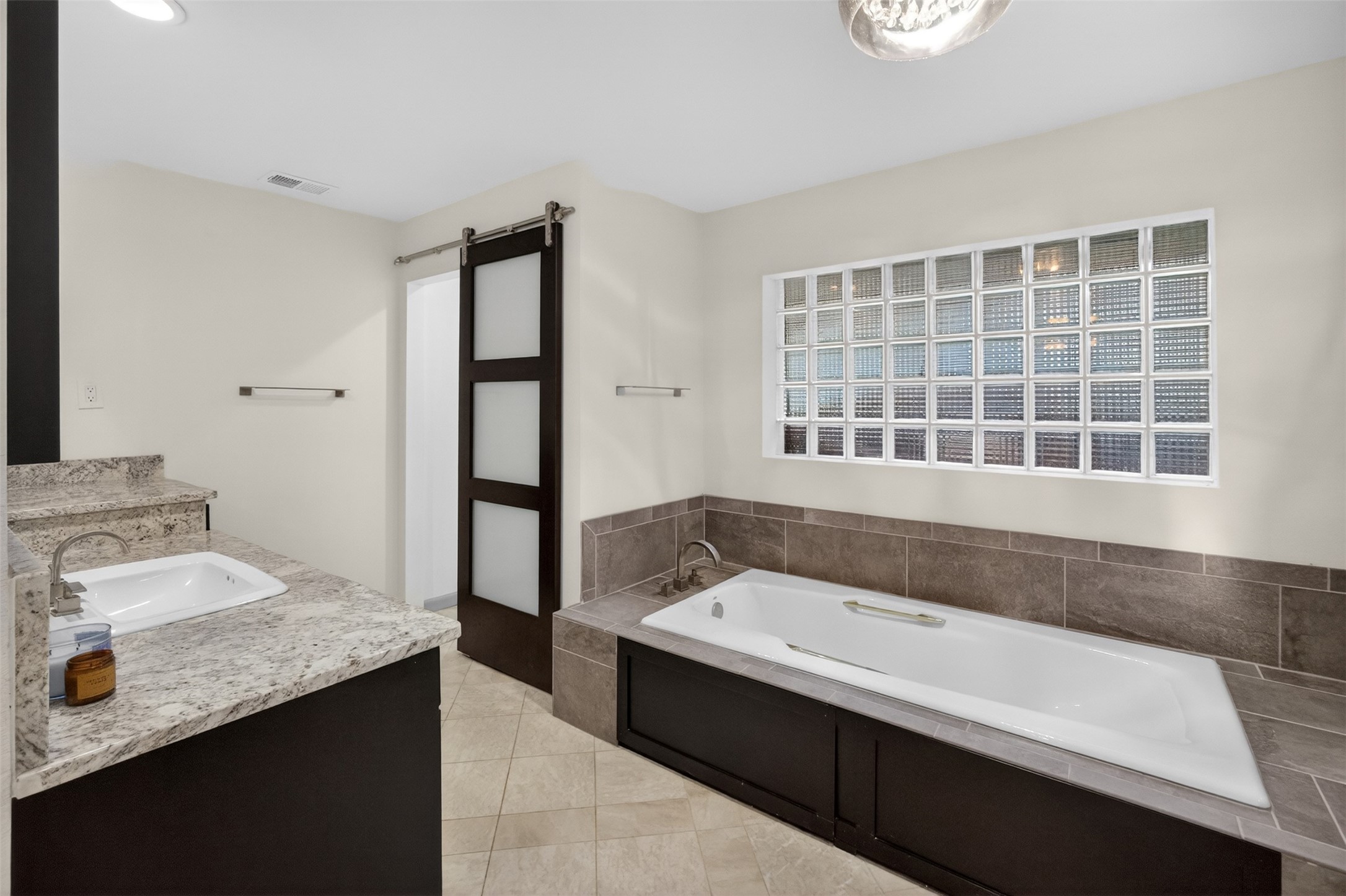 4915 Cross Creek Court Arlington TX 76017