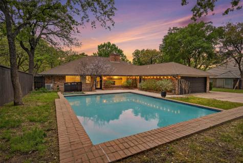 4915 Cross Creek Court Arlington TX 76017