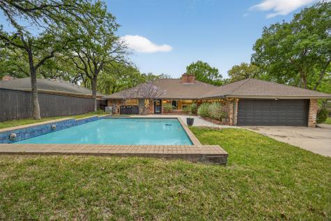 4915 Cross Creek Court Arlington TX 76017