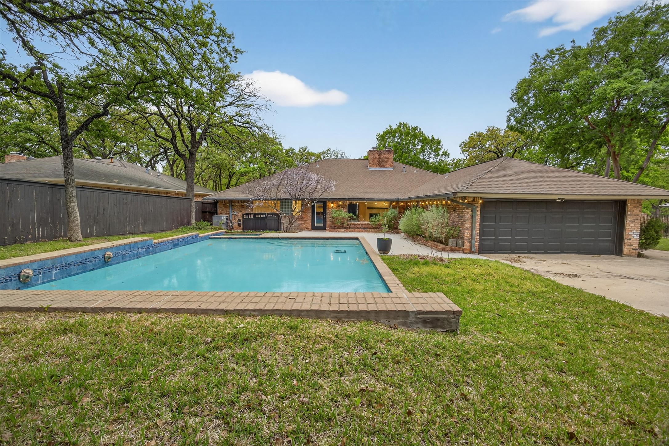 4915 Cross Creek Court Arlington TX 76017