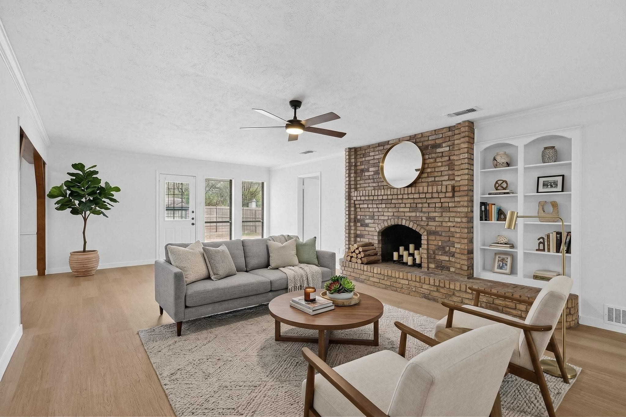 213 Gregory Drive Desoto TX 75115
