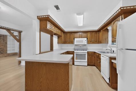 213 Gregory Drive Desoto TX 75115