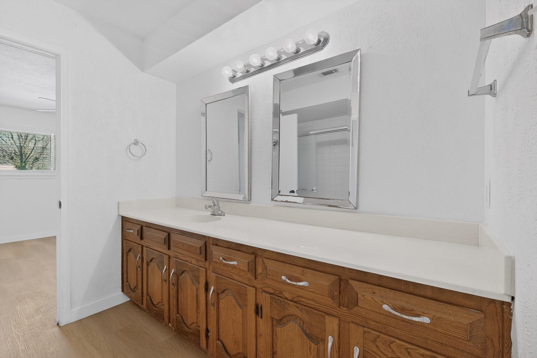 213 Gregory Drive Desoto TX 75115