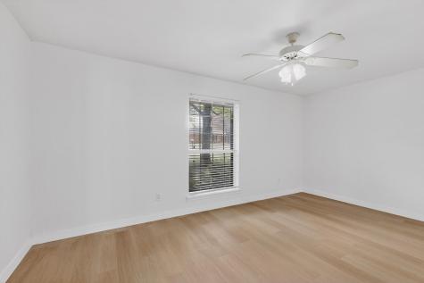 213 Gregory Drive Desoto TX 75115