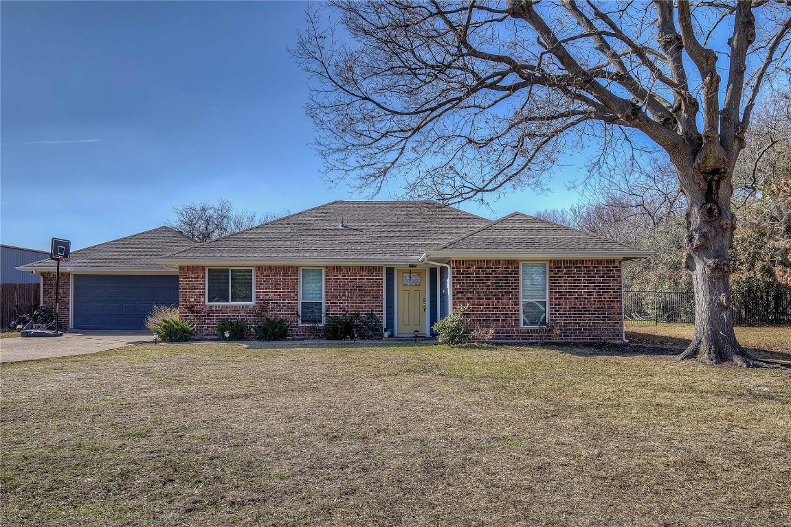 2433 Lakeview Lane Wylie TX 75098