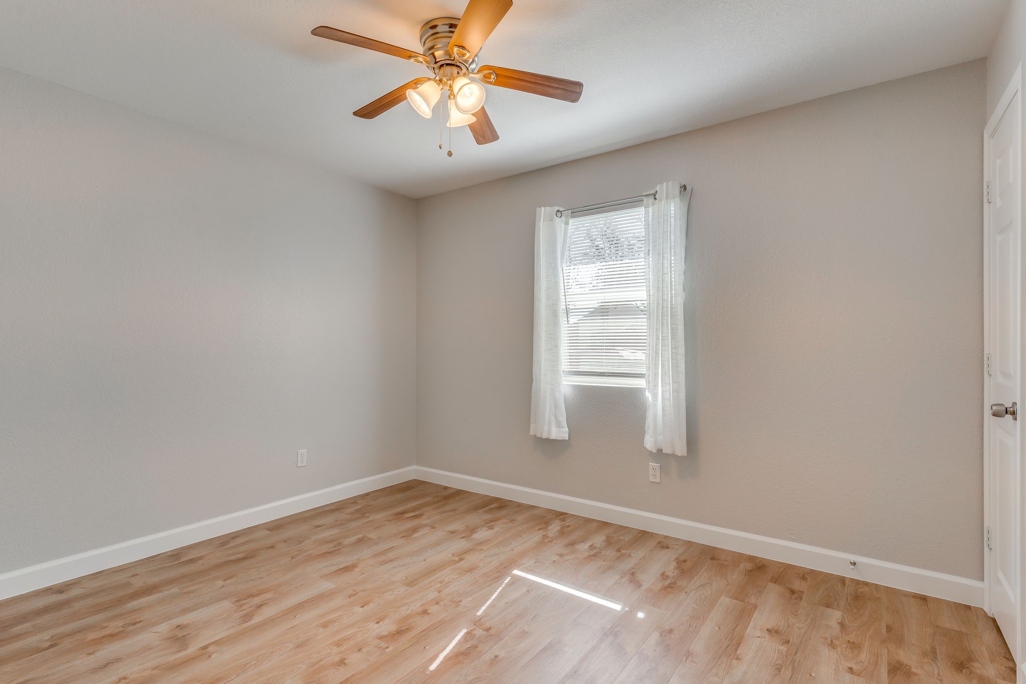 306 Kathy Lane Granbury TX 76049