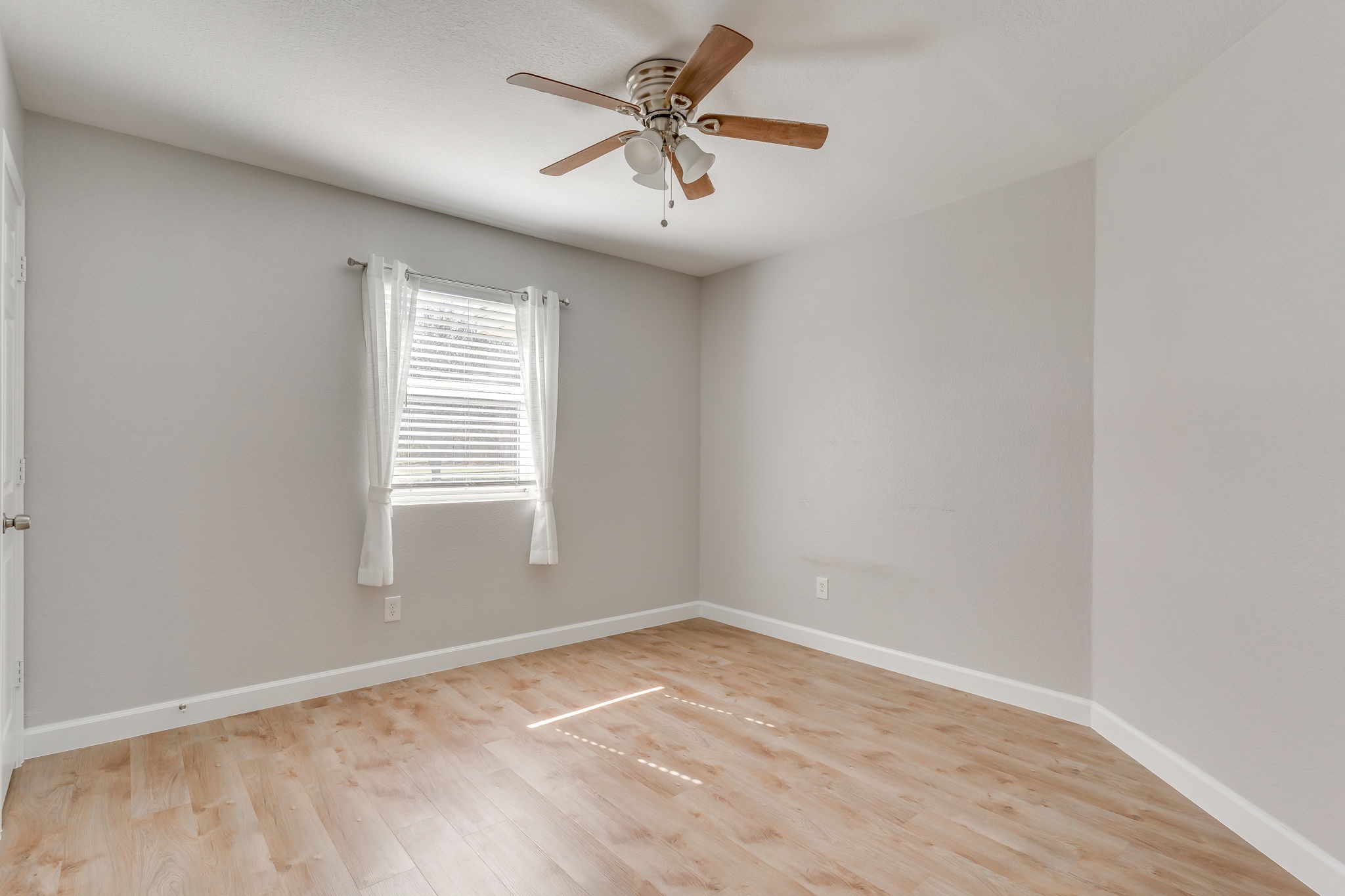 306 Kathy Lane Granbury TX 76049