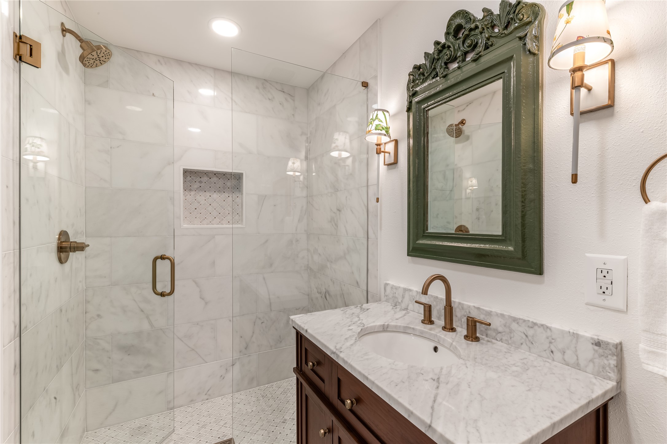 3909 Fantasia Lane Dallas TX 75229