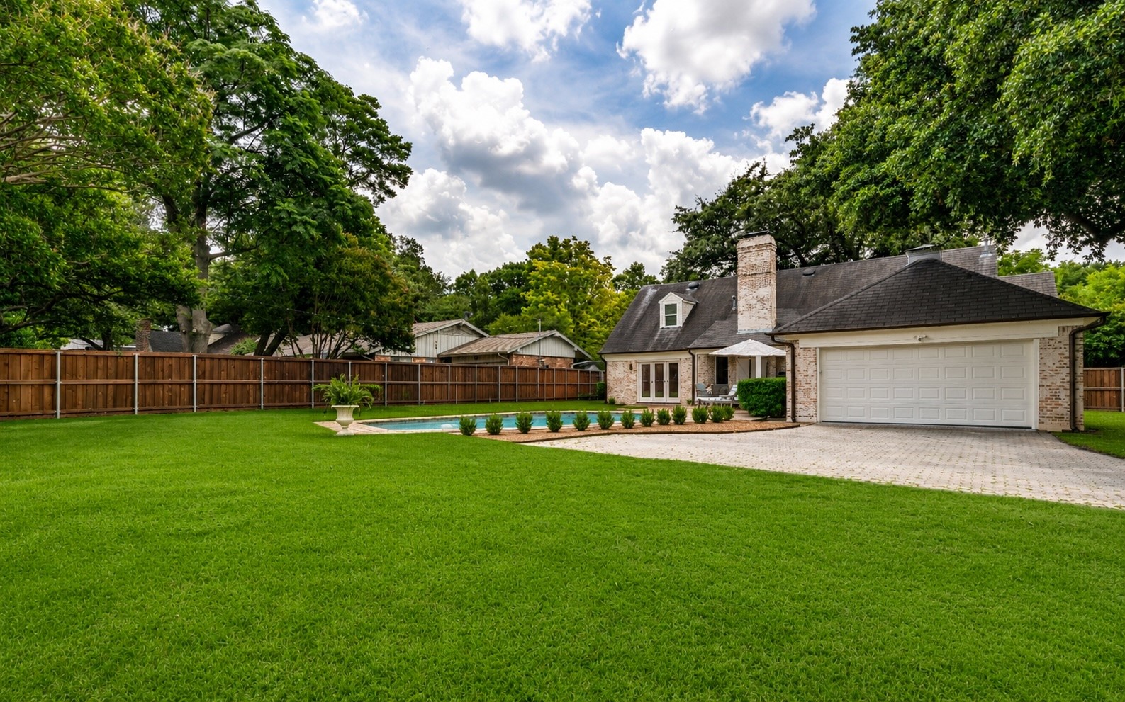 3909 Fantasia Lane Dallas TX 75229