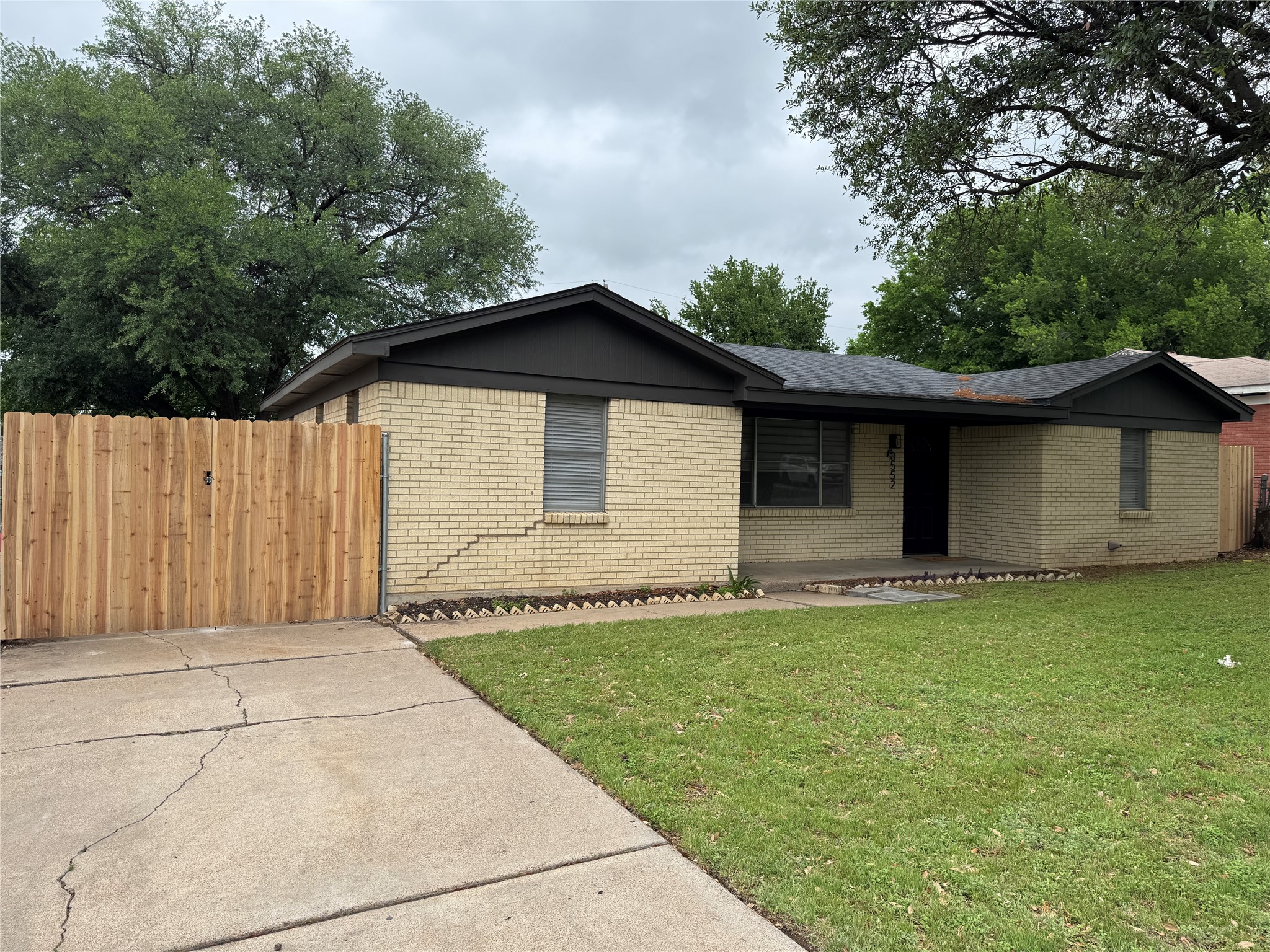 8552 Gibbs Drive White Settlement TX 76108