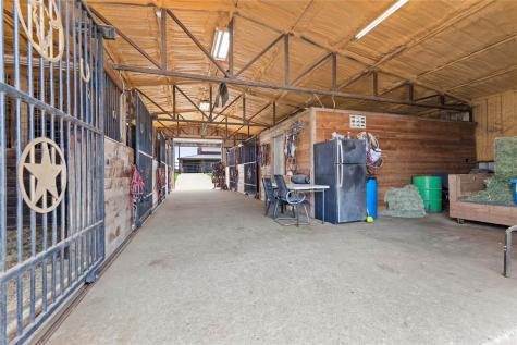 163 County Road 3106 Campbell TX 75422