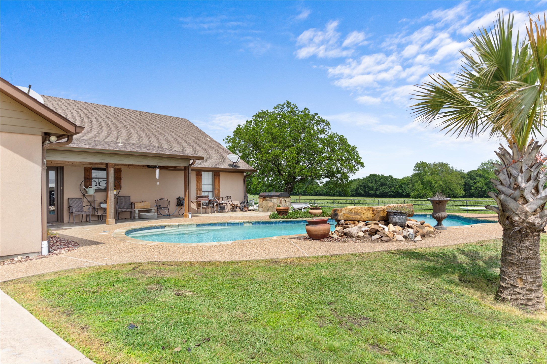 163 County Road 3106 Campbell TX 75422