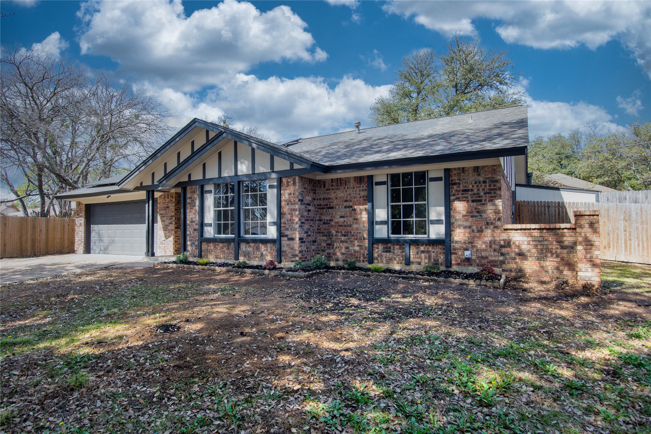 2707 Trail Oak Court Arlington TX 76016