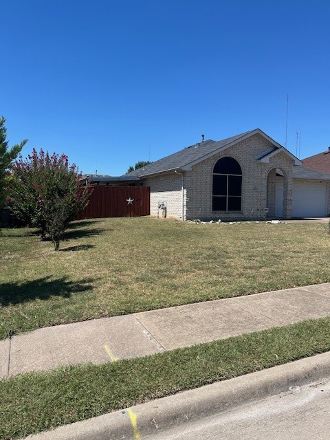 831 Parkside Drive Cedar Hill TX 75104