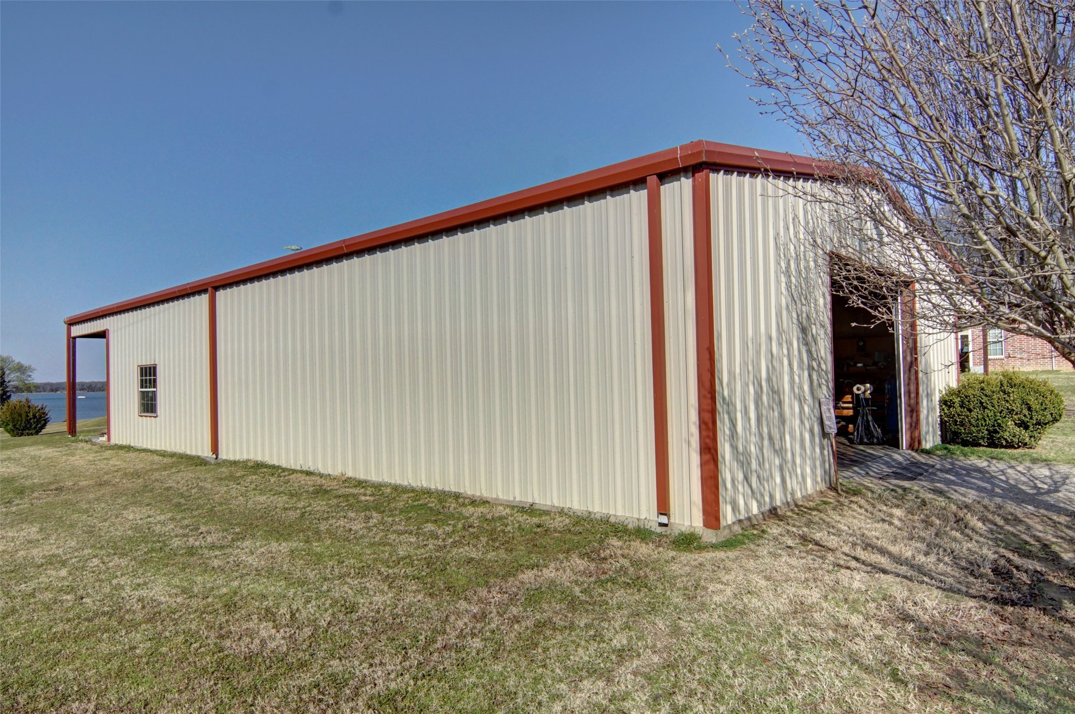 125 Rs County Road 3379 Emory TX 75440