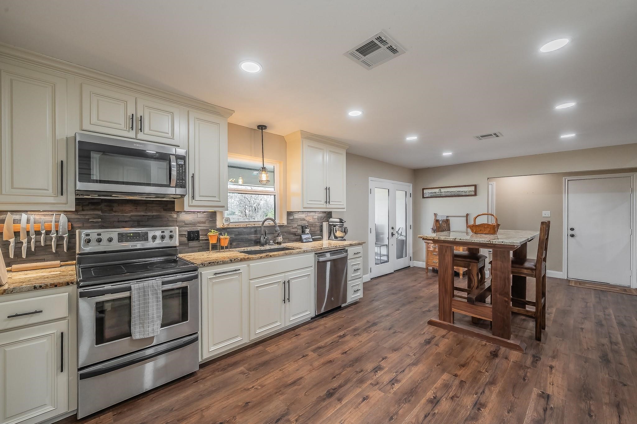 1325 N Katy Road Elm Mott TX 76640