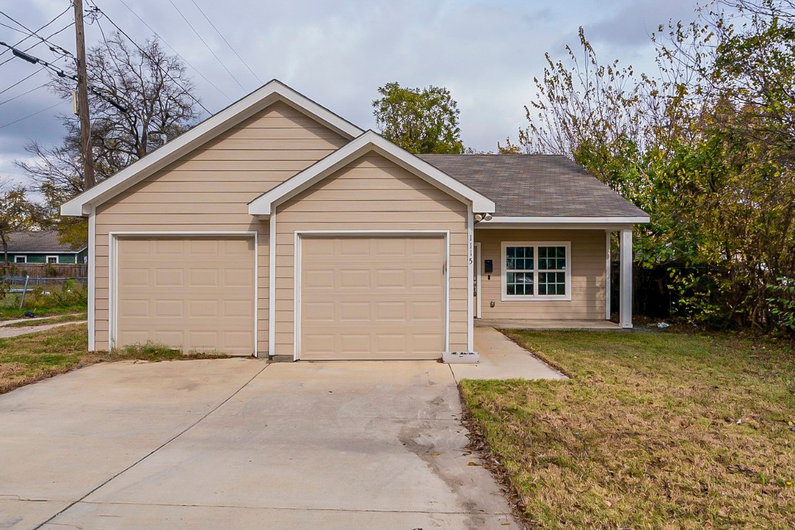 1115 E Hobson Avenue Dallas TX 75216
