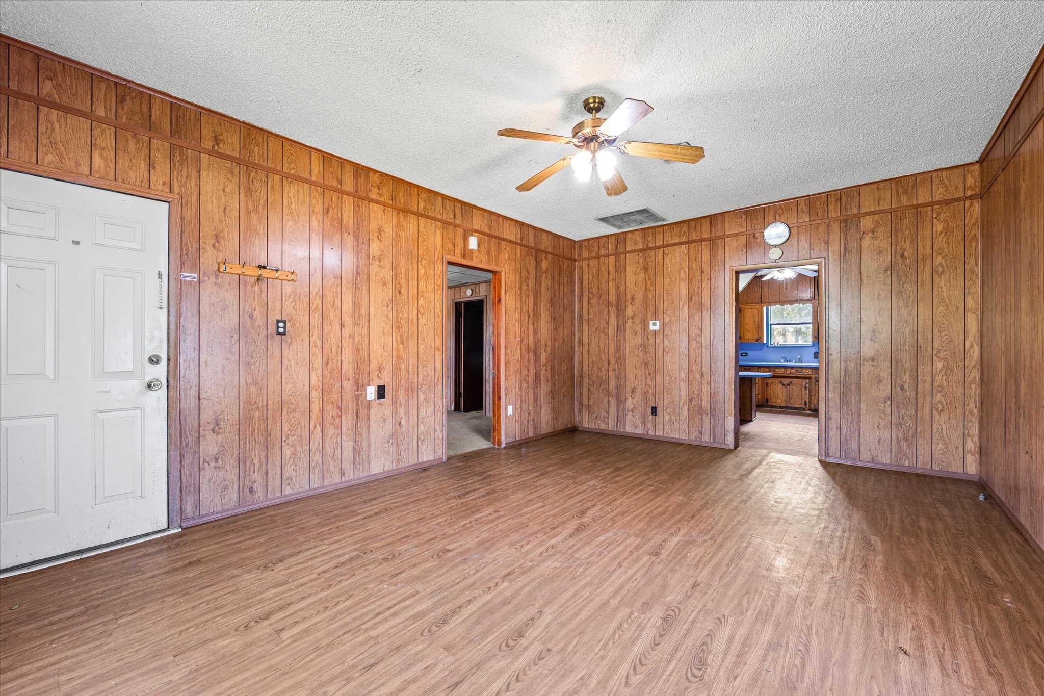 700 N 3rd Street Mcgregor TX 76657
