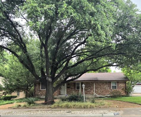 10711 Clearbrook Lane Dallas TX 75218