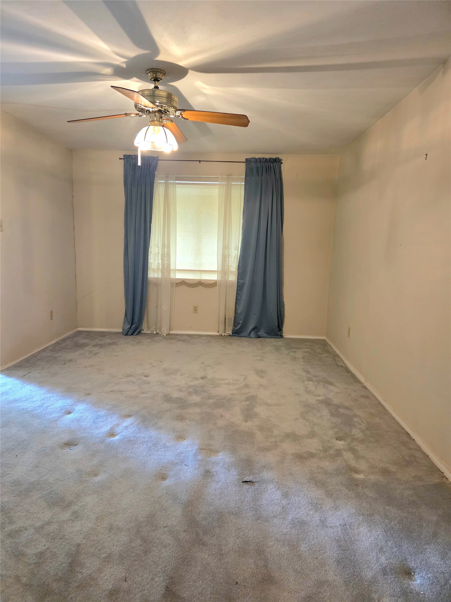 10711 Clearbrook Lane Dallas TX 75218