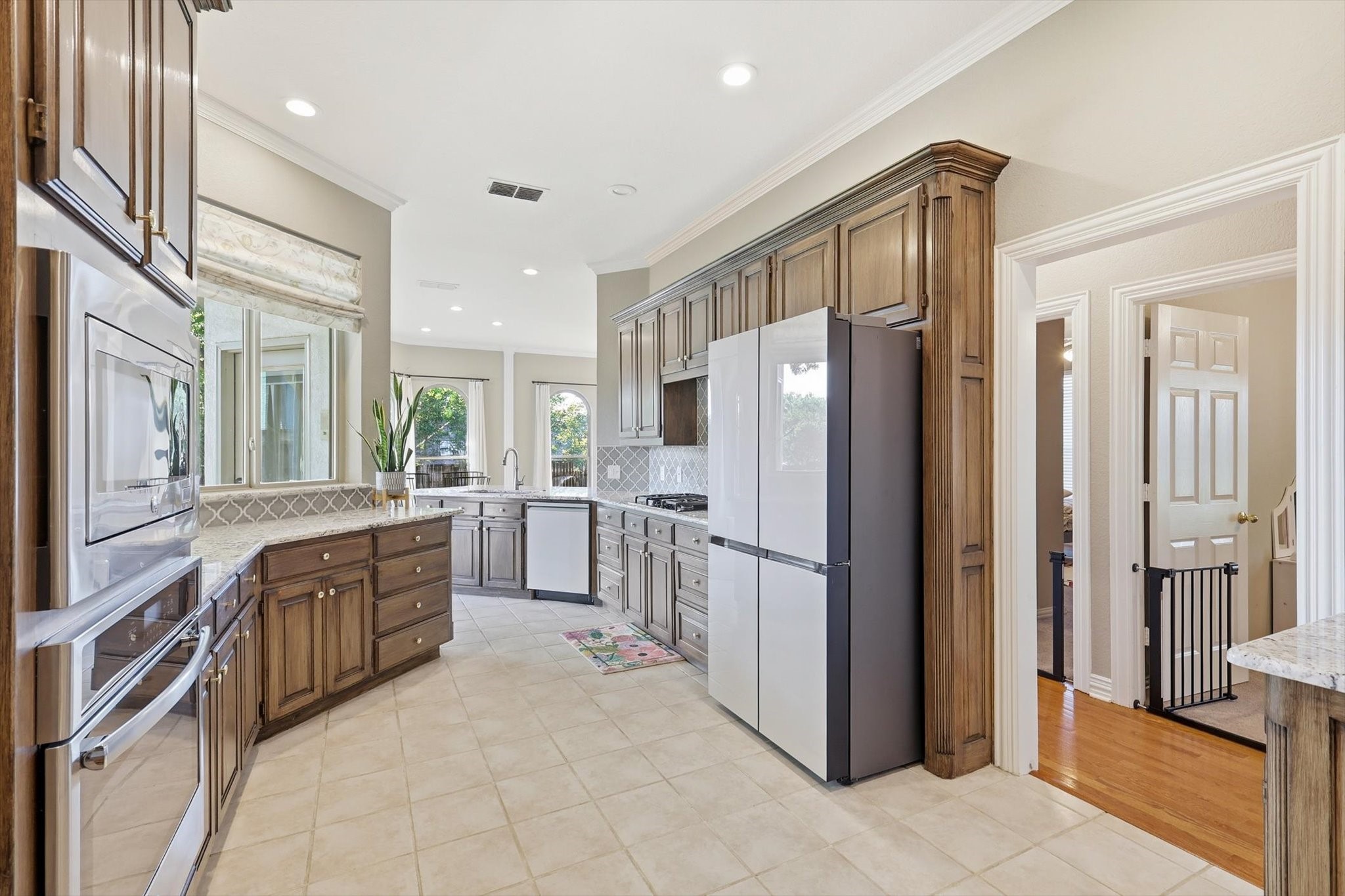 1512 Hunters Ridge Circle Denton TX 76205