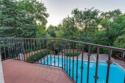 8931 Club Creek Circle Dallas TX 75238