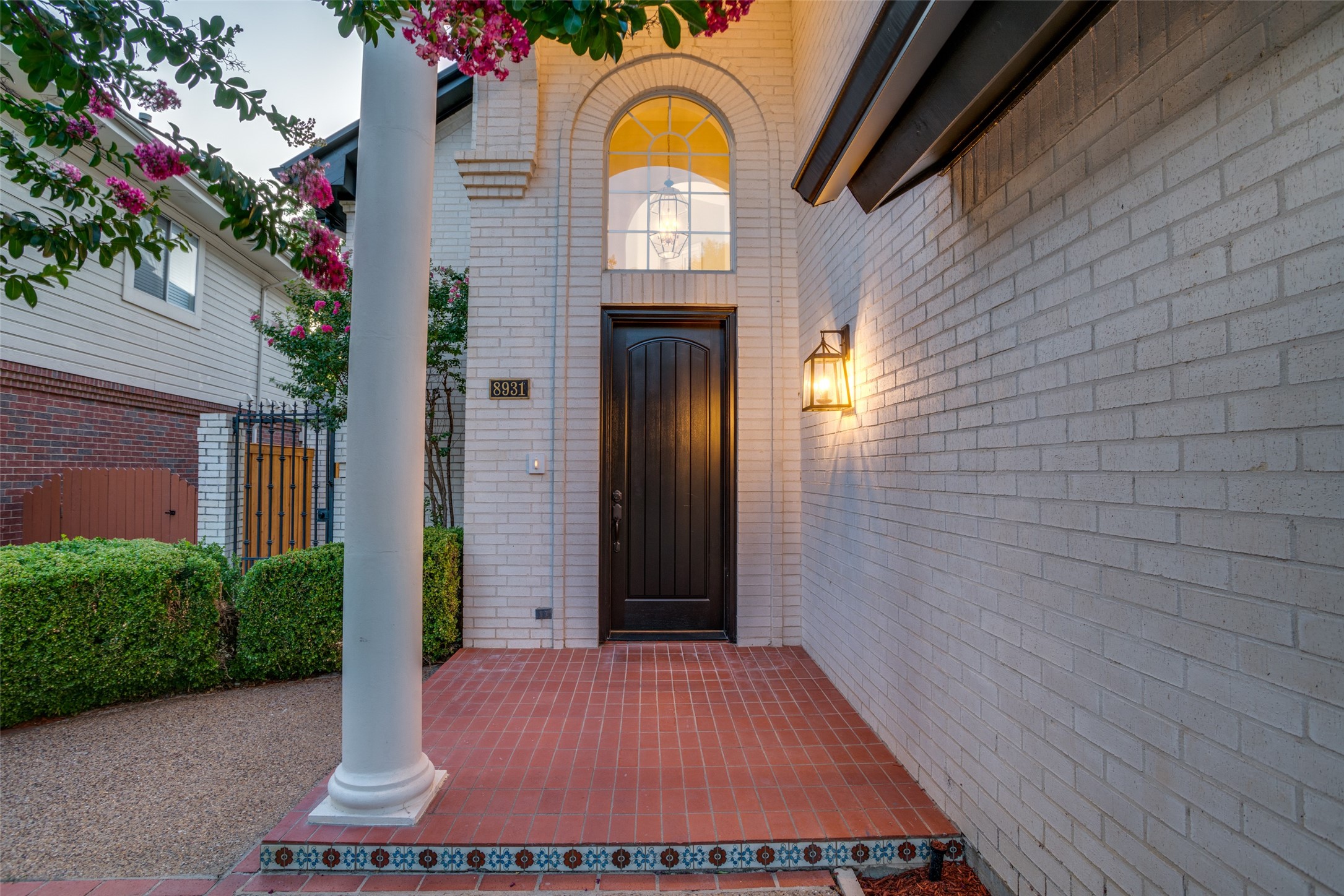8931 Club Creek Circle Dallas TX 75238