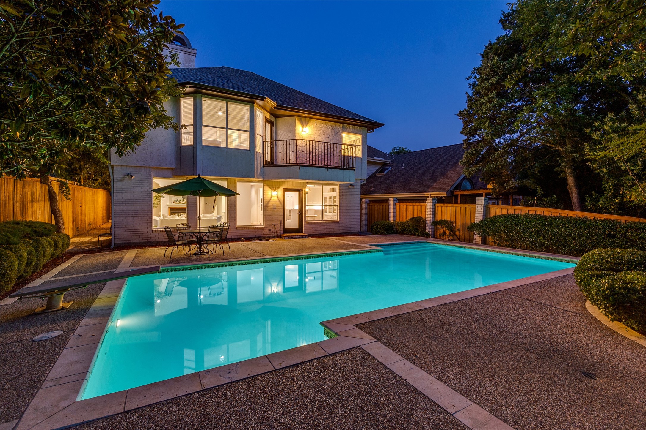8931 Club Creek Circle Dallas TX 75238