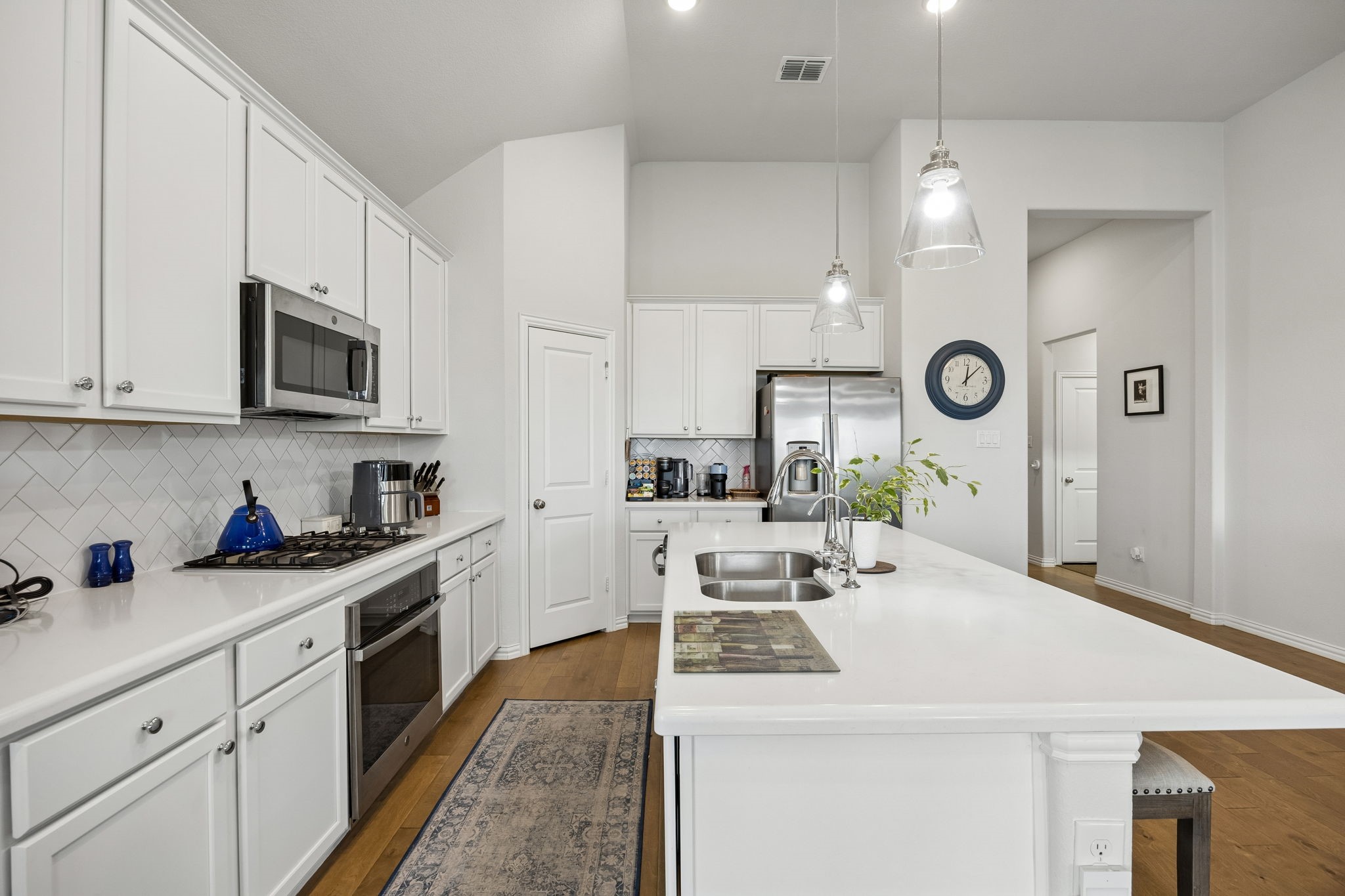 10324 Lakemont Drive Fort Worth TX 76131