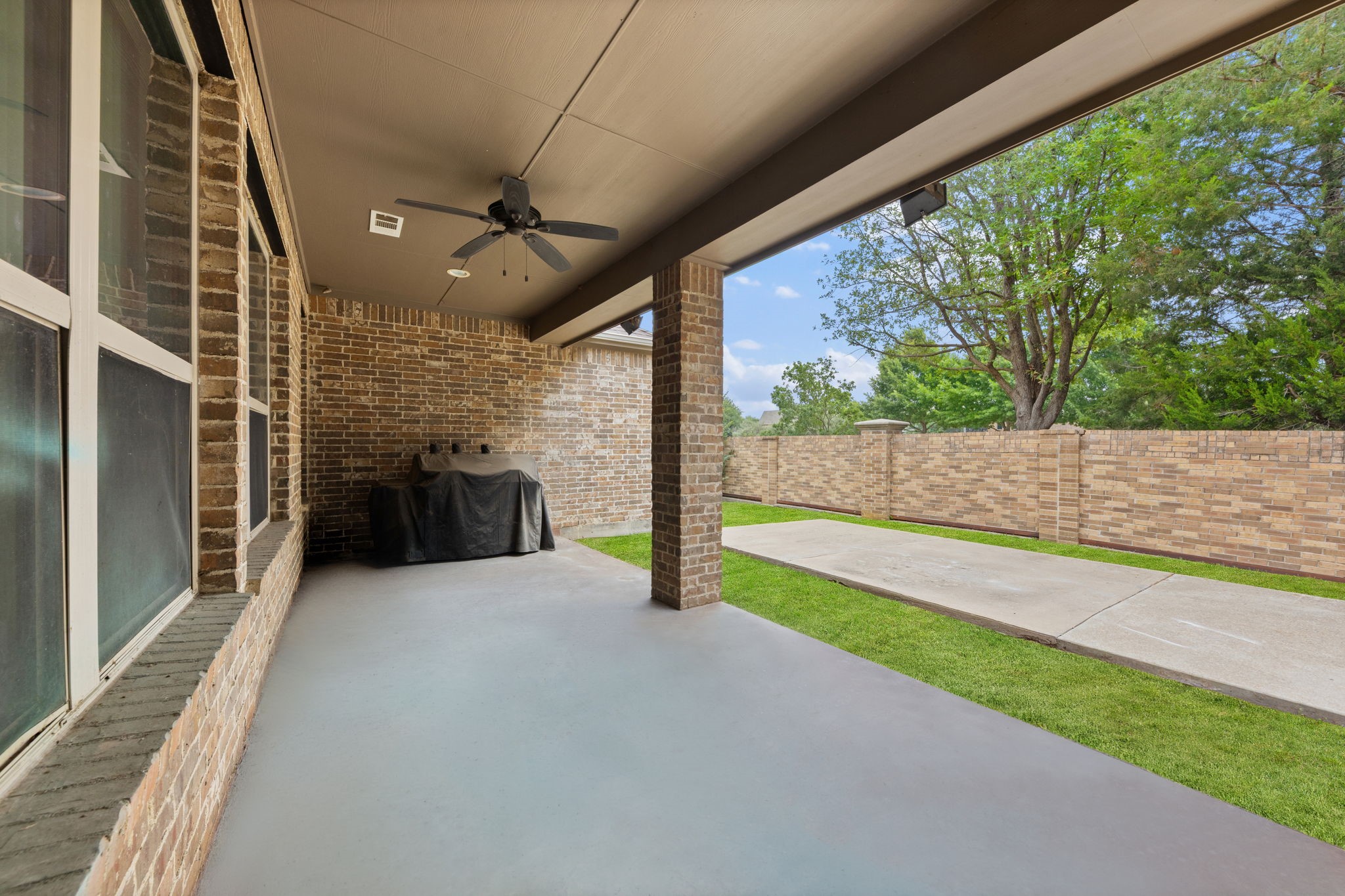 7096 Carmona Grand Prairie TX 75054